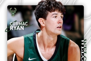 鲸鱼体育-夏联场均11.8分2.4板1.6助！雄鹿官方：与瑞安签Exhibit 10合同